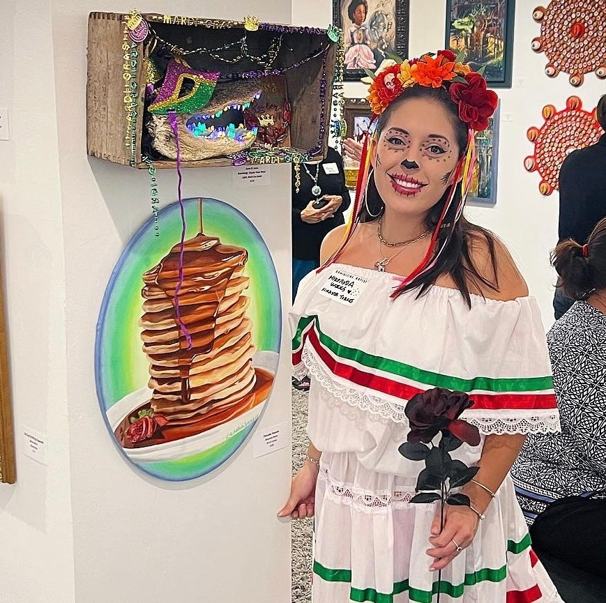 Une peinture à l'huile réaliste de forme ovale, "Pancake Heaven"