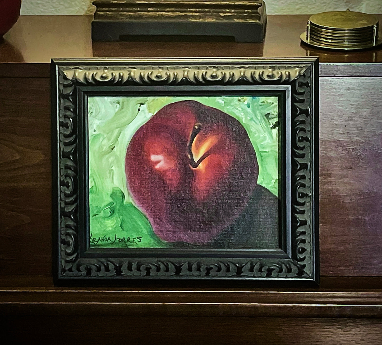 Pintura al óleo inspirada en el realismo, “La manzana”